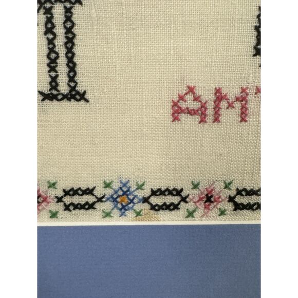 Vintage Little Women Needlepoint W/ Beautiful Frame- Frame App. 22x18 - Picture 8 of 11